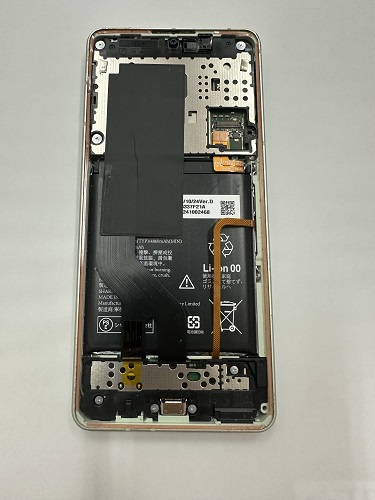 一宮市でAQUOS sense8の画面交換】画面に縦線が表示される症状を改善